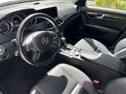 Imagem 13 de 15 de Mercedes-benz C-180 Cgi Classic 1.8 16v 156cv Aut 2012 Gasol