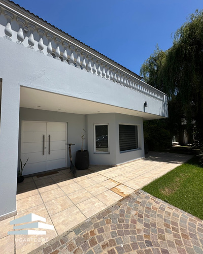 Venta - Casa En El Lauquen Club De Campo, Canning