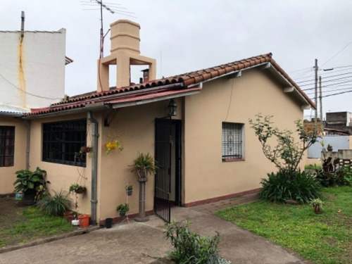 Imagen 4 de 12 de Casa En Venta En Billinghurst