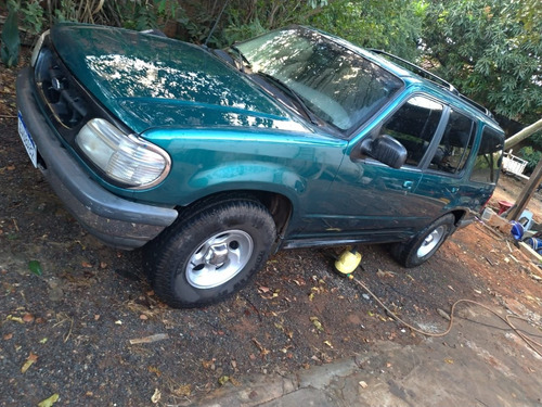 Imagem 1 de 7 de Ford Explorer 1998 4.0 Xlt 4x4 Aut. 5p