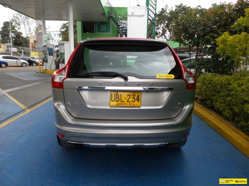 Volvo Xc60 Momentum T6