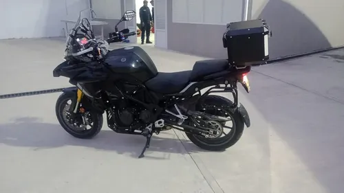 Vendo O Permuto Trk 502 Modelo 2023 En Excelentes Condicione