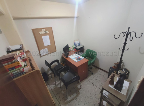 Imagen 19 de 30 de Rent-a-house Centro Occidente Vende Oficina En El Centro De Barquisimeto A 1 Cuadra De La Plaza Bolivar, Estado Lara, 0-4-2-4-5-9-3-7-5-4-2