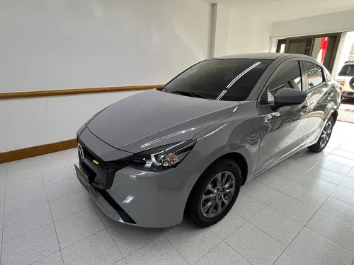 Mazda 2 Touring Sdn At 1.5 4x2