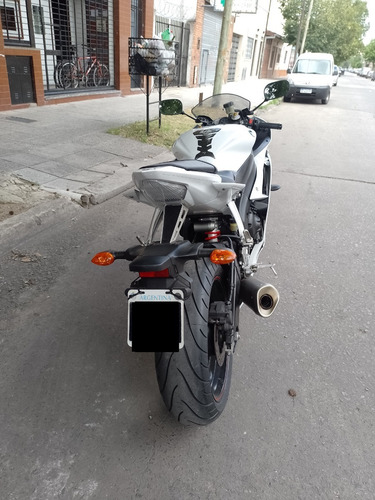 Imagen 3 de 8 de Yamaha Yzf R6