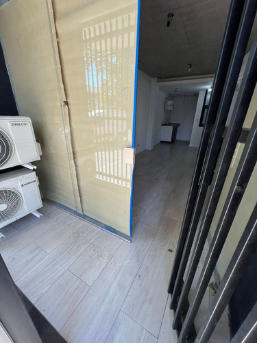 Local Comercial En Venta Ubicado En Lomas De Zamora