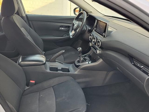 Nissan Sentra 2020