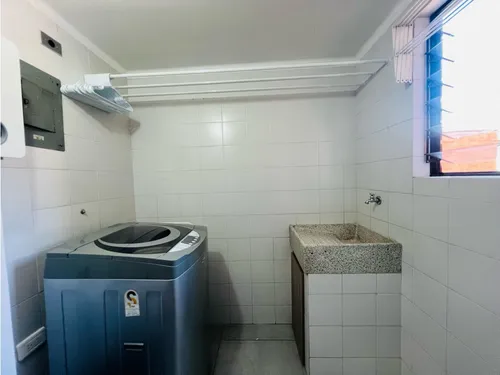 Apartamento Amoblado Cerca Al Centro Comercial Santafe