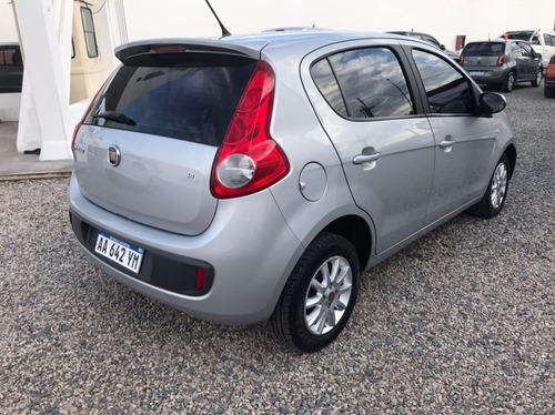 Fiat Palio Attractive 1.4 1