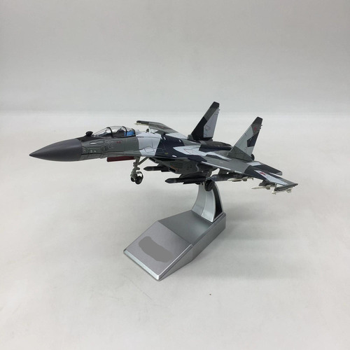 H Caza Ruso Su-35 Miniatura 1/100 Con Soporte