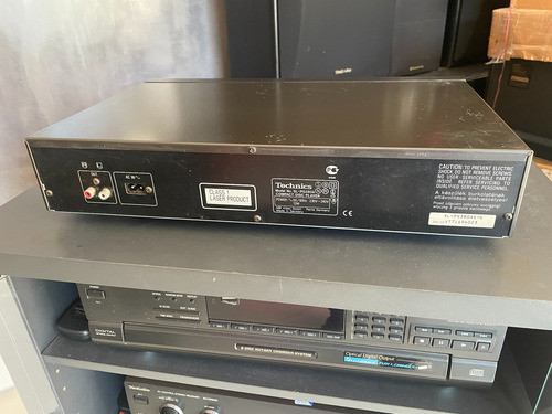 Compactera Technics Sl-pg380a 220v - Lee Originales Y Copias Negro (Usado)