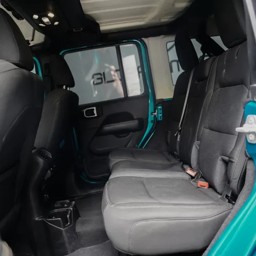 Jeep Wrangler Sahara
