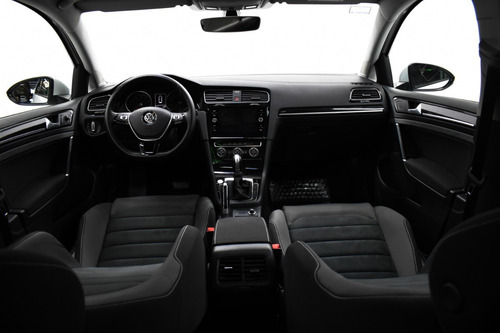 Volkswagen Golf 1.4t Highline Dsg 2018 Rpm Showroom