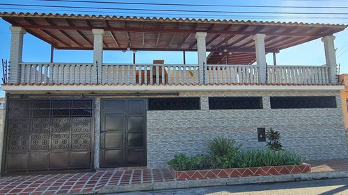 Imagen 1 de 11 de Casa En Venta El Morro Ii Cod:130412 Albert Gonzalez 04121444789 (solo Clientes)