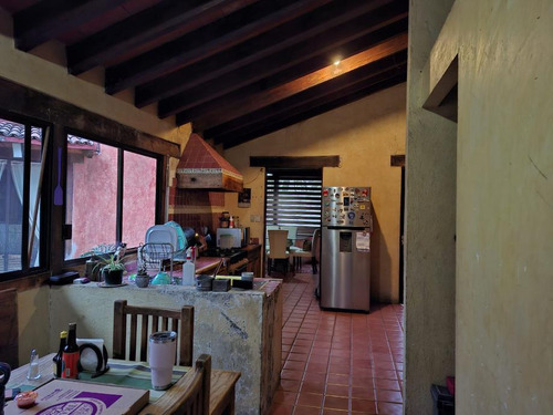 Casa En Venta En Colonia Colinas Del Bosque 1era.sec, Corregidora, Querétaro