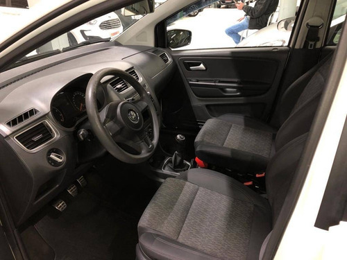 Imagem 8 de 12 de Volkswagen Fox 1.6 Mi 8v Flex 4p Manual