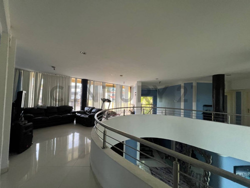 Casa En Venta Lecheria C R Las Villas