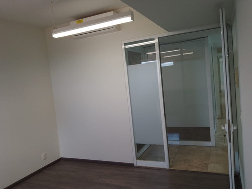 Oficinas 208, 209, 211 En Santa Fe