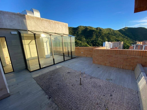 Imagen 27 de 28 de Adriana Castellanos Ofrece Espectacular Penthouse En Venta En La Trigaleña Cod. 166138