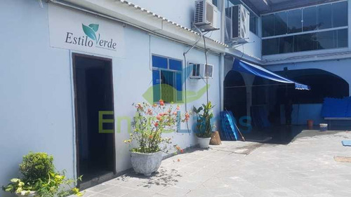 Imagem 3 de 15 de Tauá, Piscina, Churrasqueira, Recepção, Loja De Produtos Naturais, Sala De Spinning, Salão De Ginástica, Sala De Musculação, 5 Banheiros E 1 Banheiro Social. Academia. - Ilcc00001