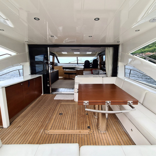 Imagem 2 de 6 de Princess V72