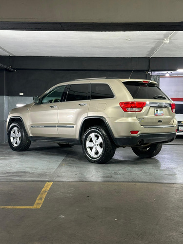 Jeep Grand Cherokee Laredo 2012