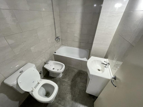 Imagen 9 de 12 de Venta De Amplio Monoambiente En San Miguel Centro!
