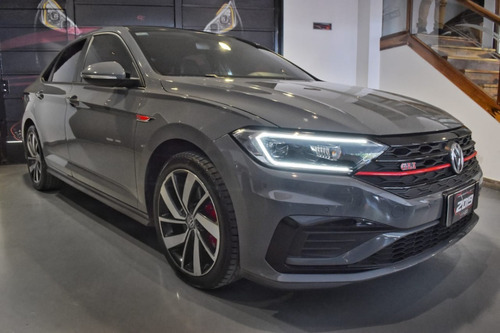 Volkswagen Vento Gli 230cv 2019