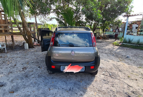 Imagem 4 de 9 de Fiat Uno 2013 1.0 Vivace Flex 5p