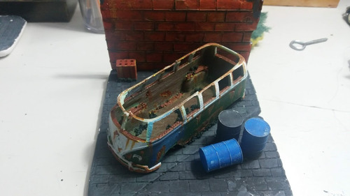 Diorama Kombi Corujinha Customizada 