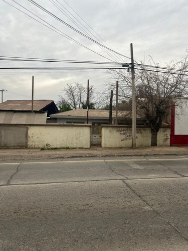 Recuperado Banco Local Comercial De 590 M2 , Los Andes.