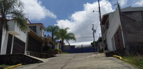 Terreno Urbano En Lomas De Zompantle, Cuernavaca, Morelos - Iti-1605-tu