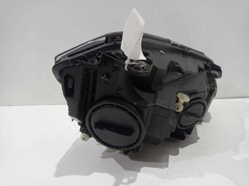 Farol Mercedes A45 Led Xenon Lado Esquerdo 2013 17 Detalhe (Usado)