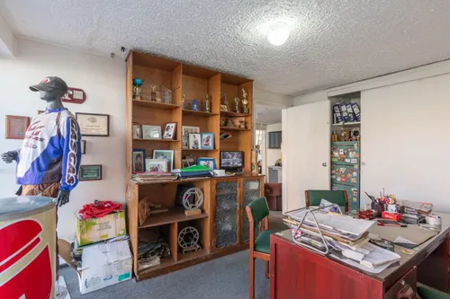 Local En Arriendo En Santa Barbara Oriental. Cod A13034