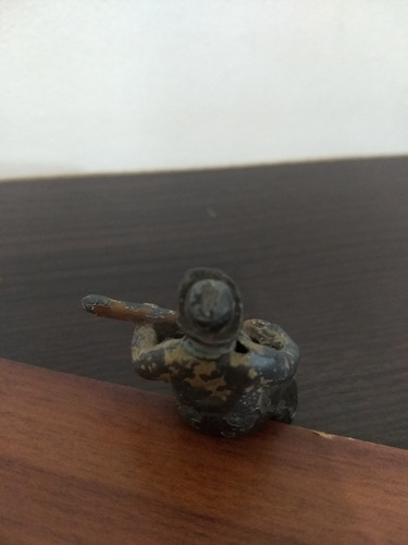 Gaucho Sentado Tocando La Guitarra Figura De Plomo Maquetas