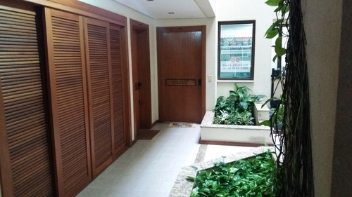 Conjunto/sala Em Petrópolis - Li261034