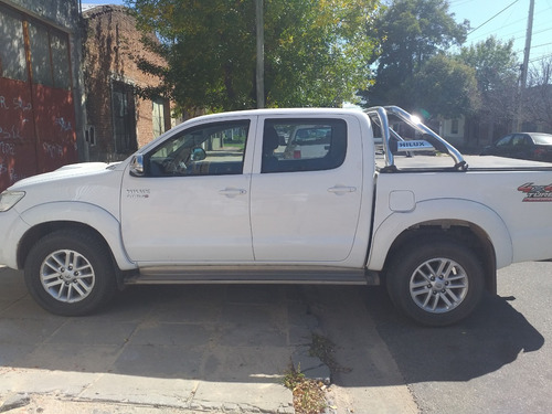 Toyota Hilux Srv 2013 4x4 Impecable!!