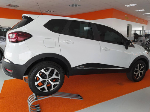 Renault Captur 1.6 16v Sce Flex Intense X-tronic