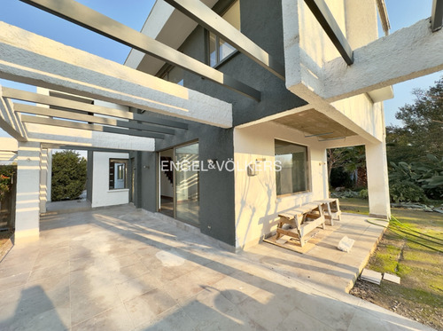 Excelente Casa En Parcela, Chicureo Central