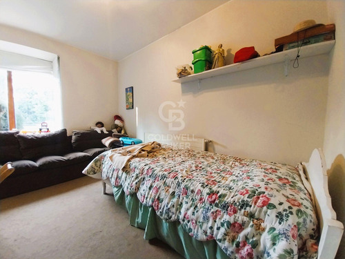 Casa 6 Dormitorios, Con Gran Terreno Y Buena Conectividad