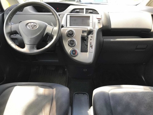 Imagen 4 de 8 de Toyota Ractis 1.5 Automática