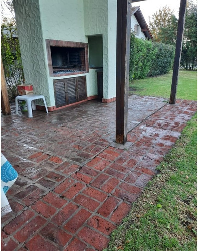 Casa De 3 Ambientes, En Alquiler O Venta, En El Barrio Privado Indio Cua Golf Club