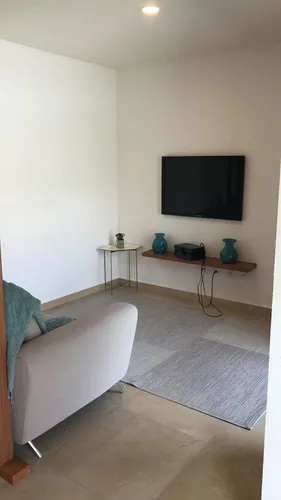 Se Vende Casa Entre El Refugio Y Zibata, 3 Recamaras, 2.5 Baños, Jardín, Roof Ga