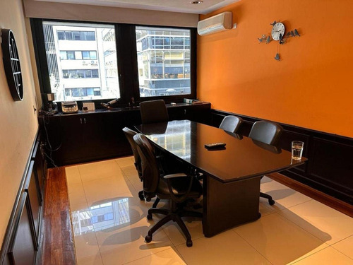 Oficina En Alquiler - 4 Oficinas 2 Baños - San Nicolás