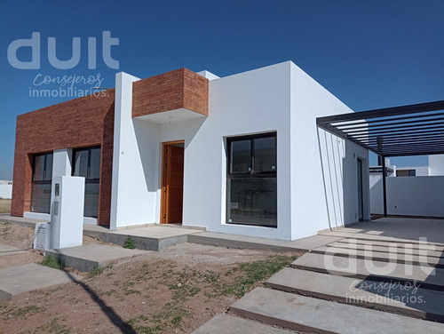 Duplex 2 Dorm En Una Sola Planta! - En La Calle Principal De San Ignacio!