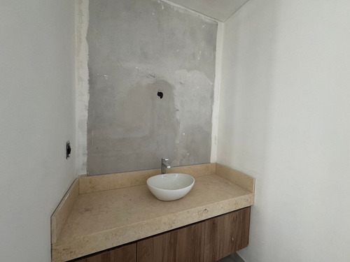 Casa A La Venta En Barrio Alma Gardenia- Lote A2