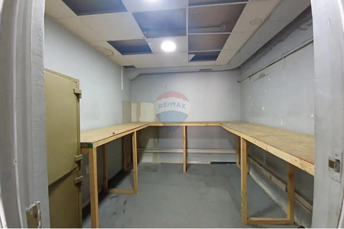 Arriendo Amplio Local Metro Ñuñoa