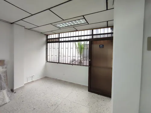 Local En Arriendo En El Centro/pereira (279062481).