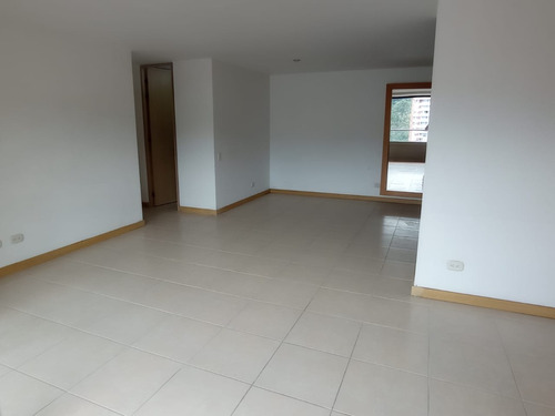 Apartamento Para Arriendo En Sabaneta Ac-63536