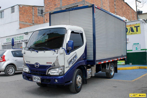 Hino Dutro Pro 300 4.0 Diesel Modelo 2020